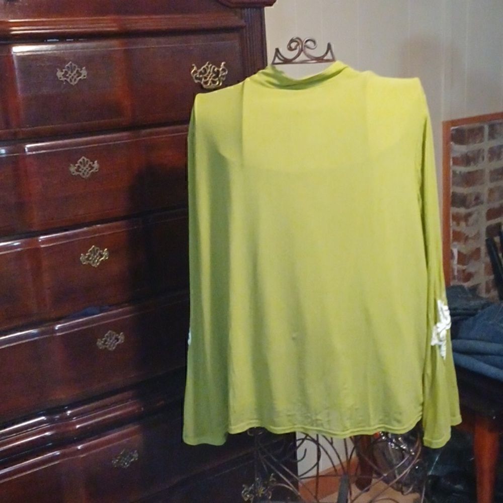 Selene Olive Top - Picture 6 of 6
